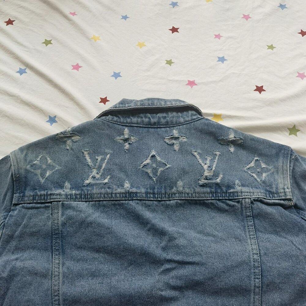 Louis Vuitton Distressed Light Denim Jacket - Picture 8 of 8